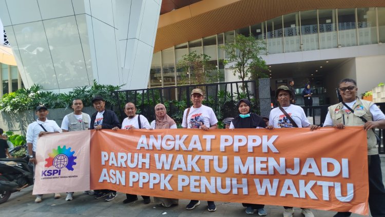 FPTHSI HADIRI PERINGATAN HARI BURUH DI MONAS, DESAK PEMERINTAH ANGKAT PPPK PARUH WAKTU MENJADI ASN PPPK PENUH WAKTU